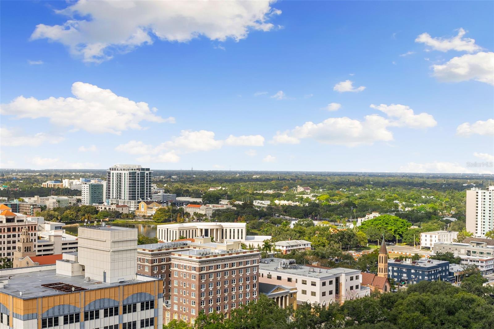 ART HOUSE CONDOMINIUM - Residential