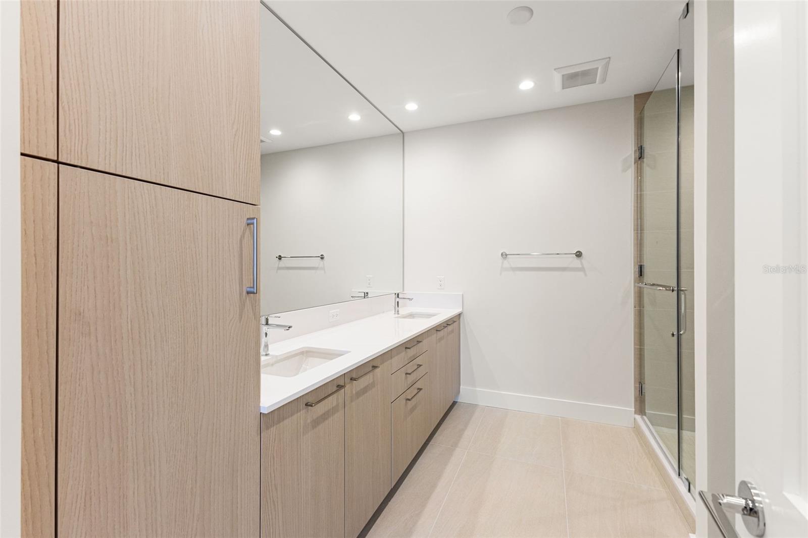 ART HOUSE CONDOMINIUM - Residential