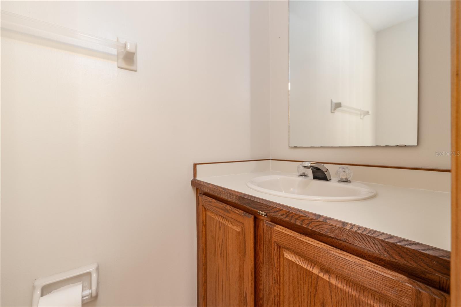 HIDDEN PINES PH 02 - Residential Lease