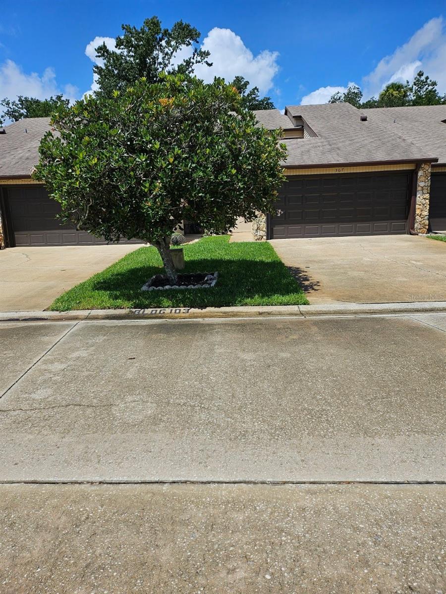 HIDDEN PINES PH 02 - Residential Lease