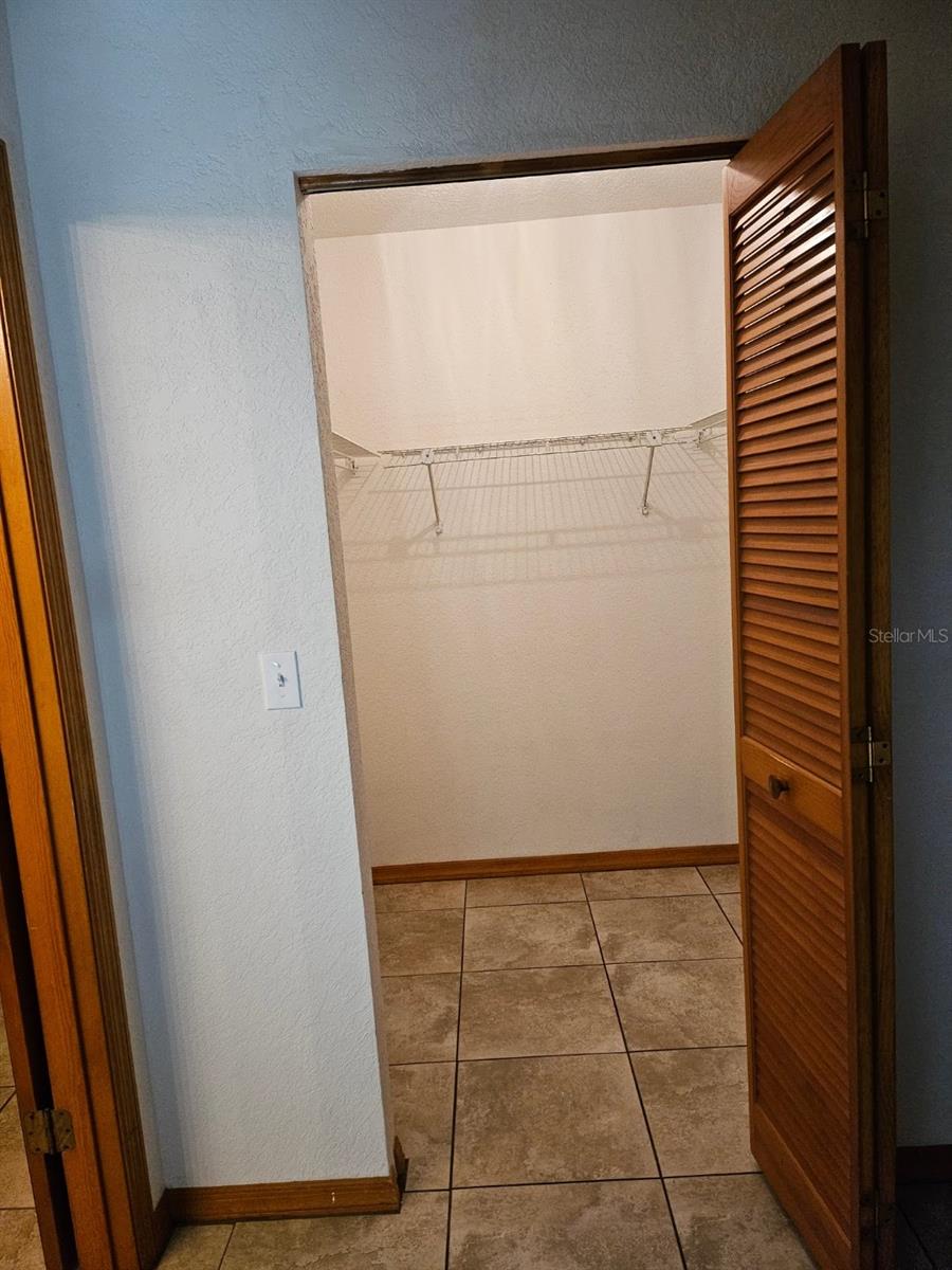HIDDEN PINES PH 02 - Residential Lease