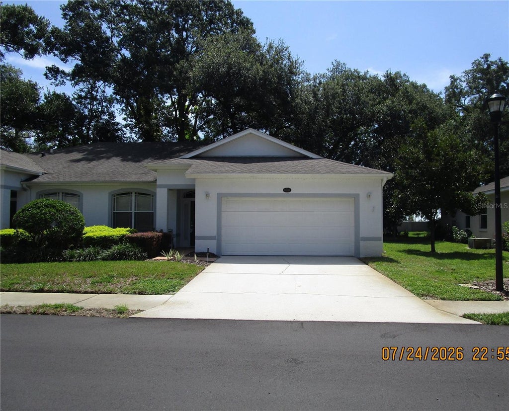 Photo of 8609 Alexandra Arbor Lane, Temple Terrace, FL 33637 (MLS # TB8525407)