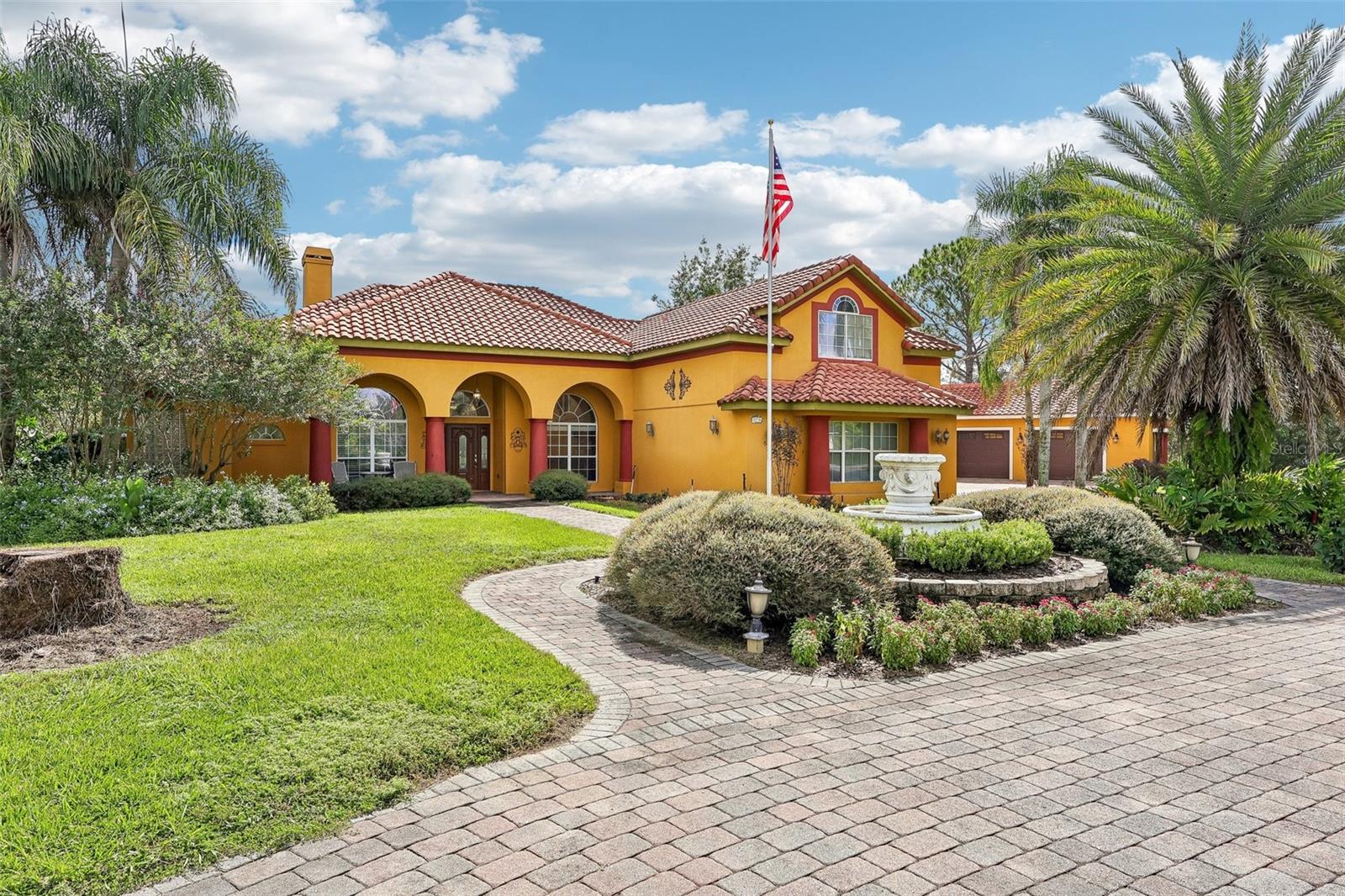32736 WOLFS TRAIL
