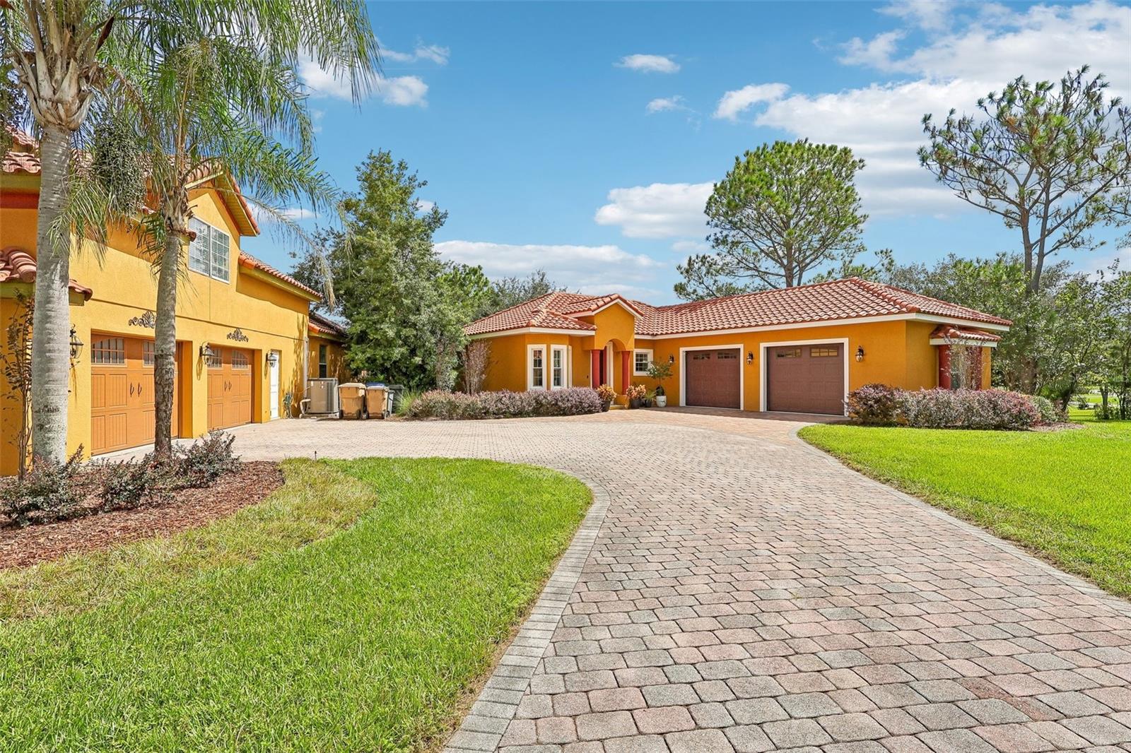 32736 WOLFS TRAIL