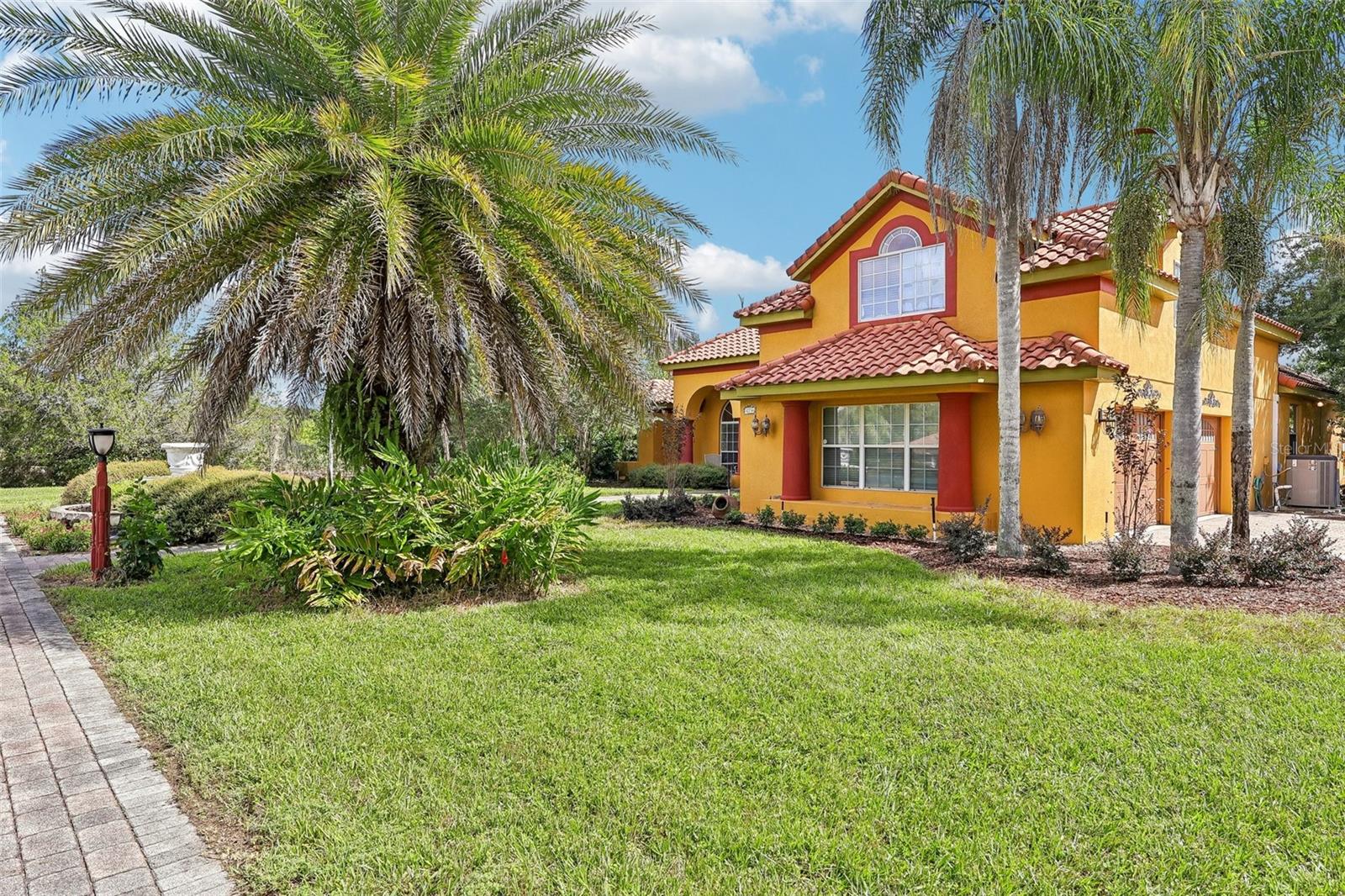 32736 WOLFS TRAIL