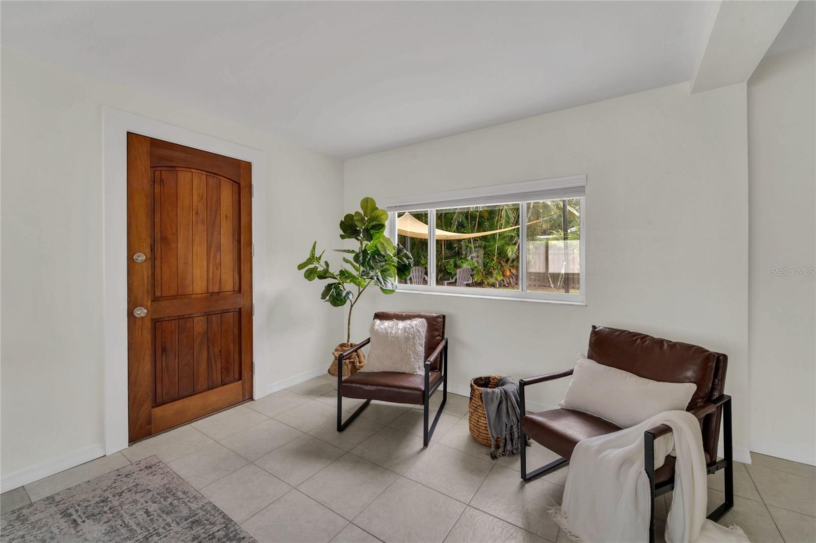 312 LAGOON DRIVE