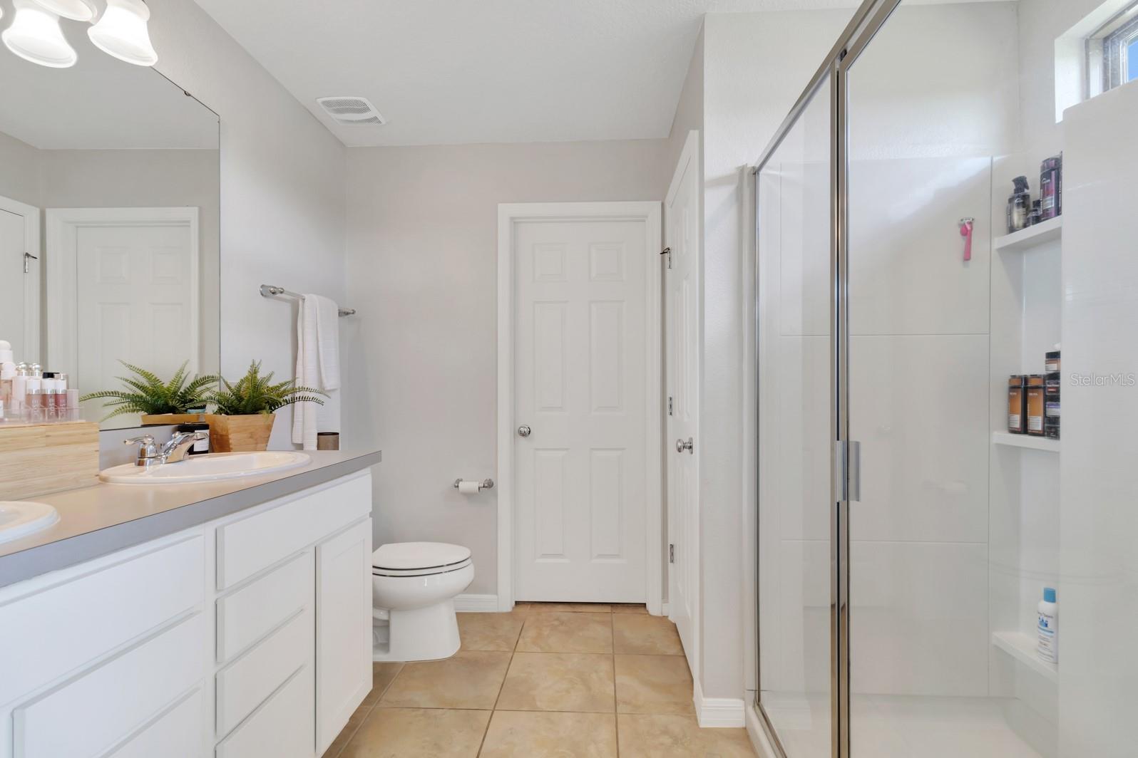 EAGLE MEADOW - Residential