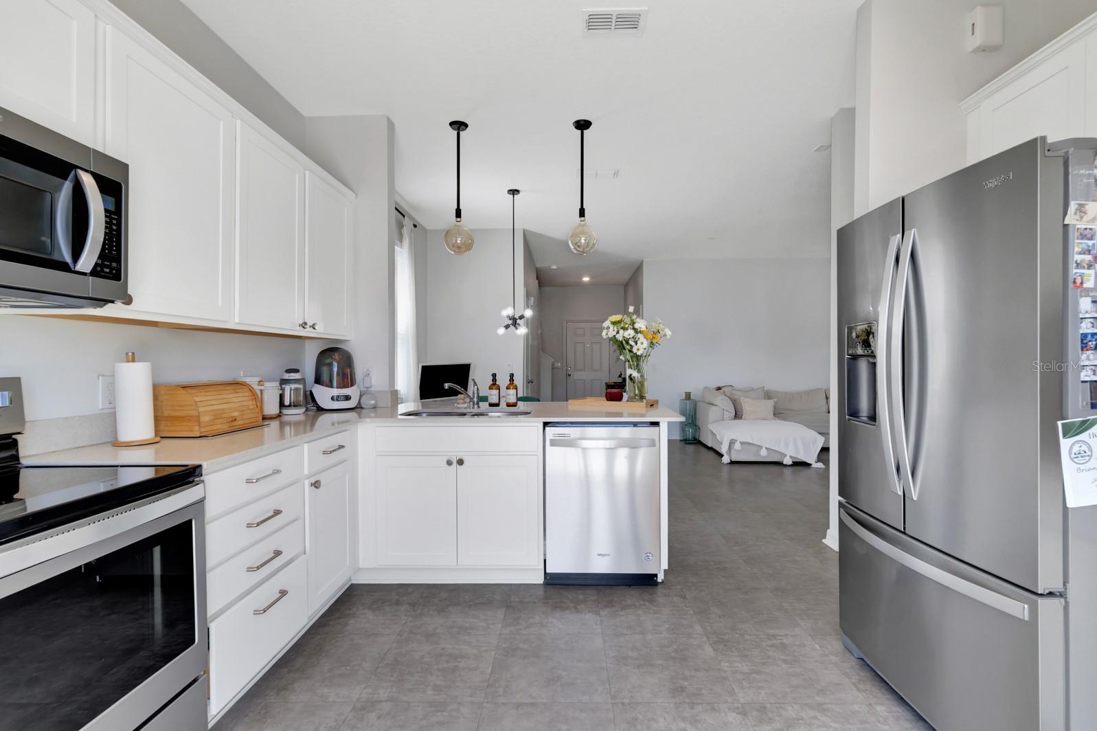 EAGLE MEADOW - Residential