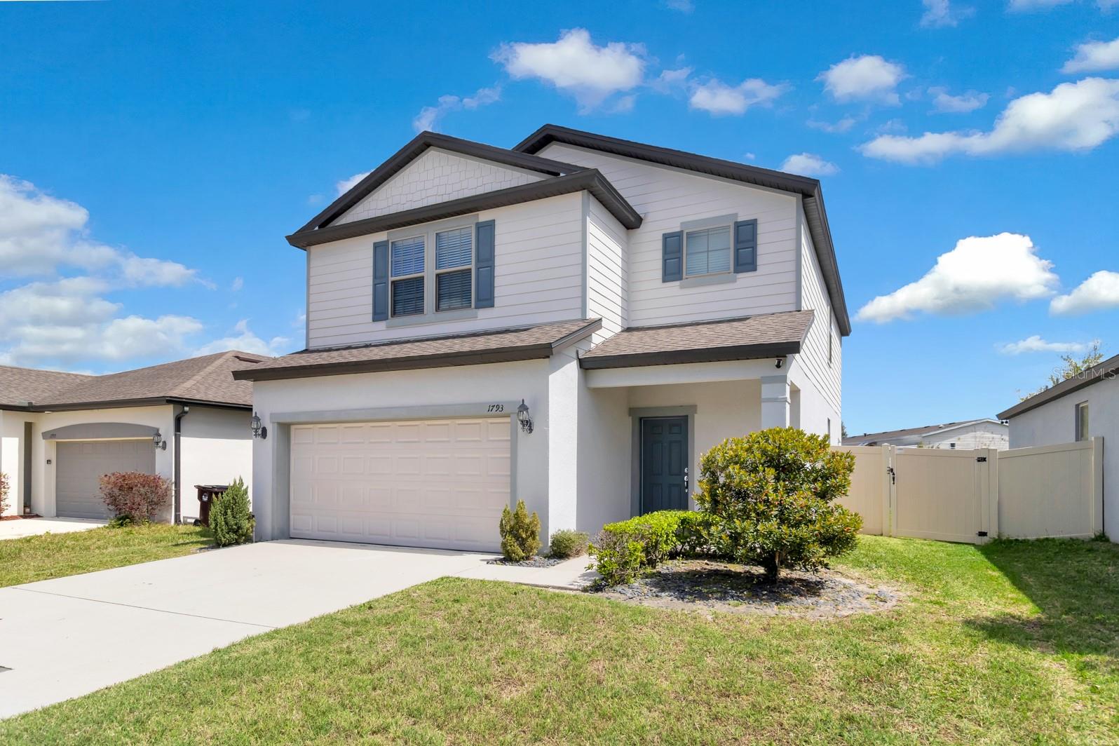 EAGLE MEADOW - Residential