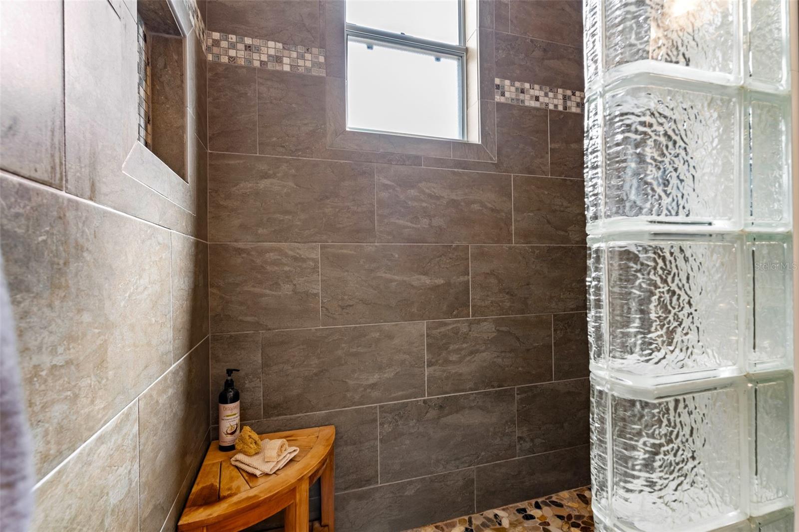 STONE RIDGE AT HIGHWOODS PRESE - Residential