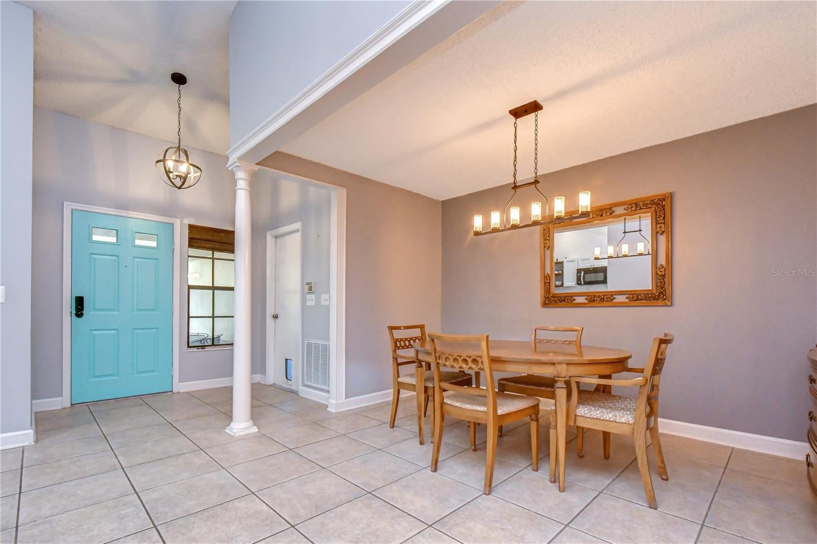 2512 WRENCREST CIRCLE