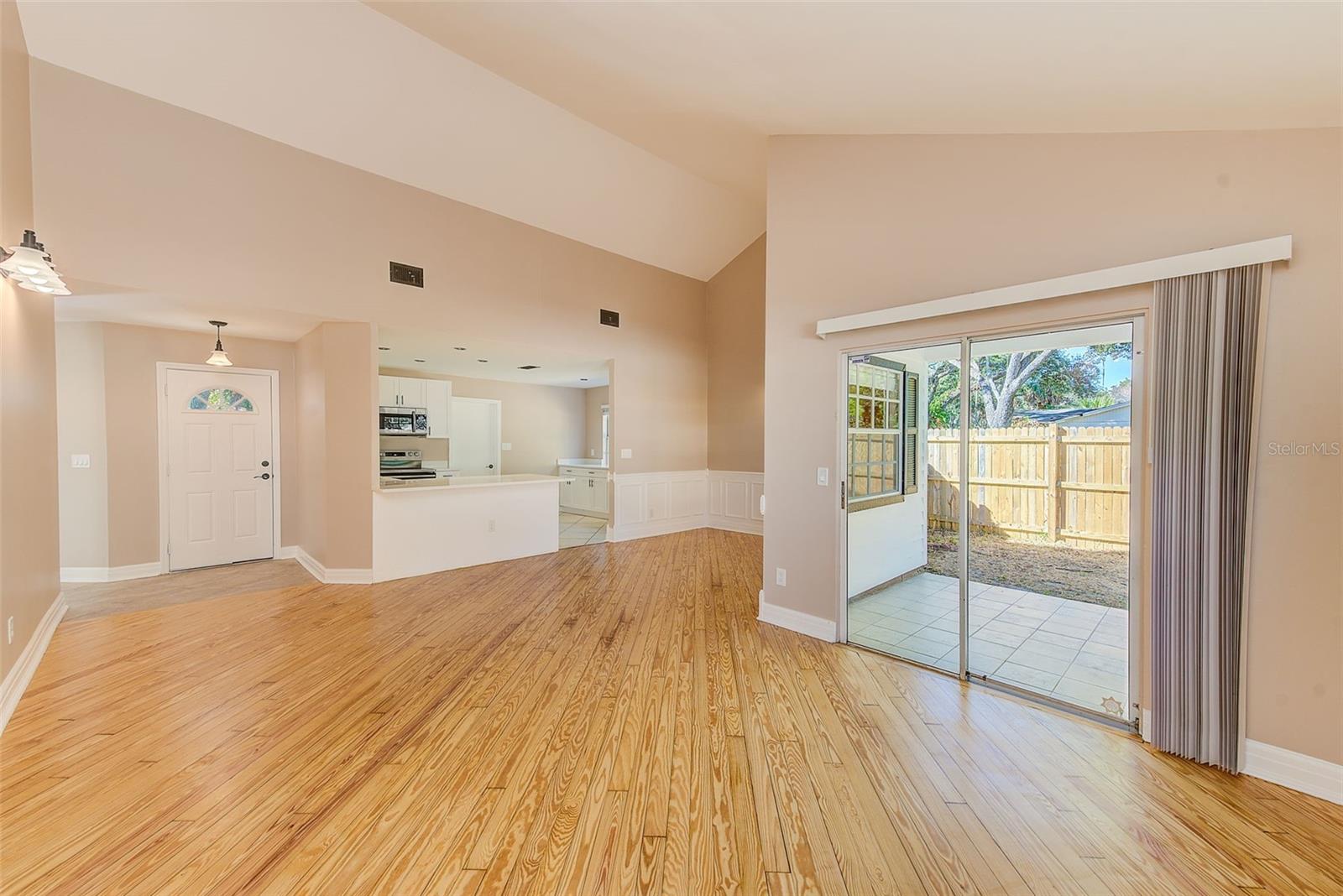 4607 W LOUGHMAN STREET