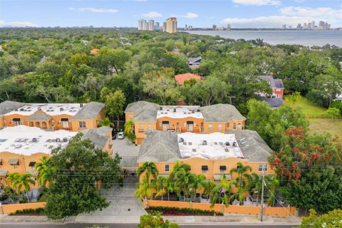 A home in TAMPA