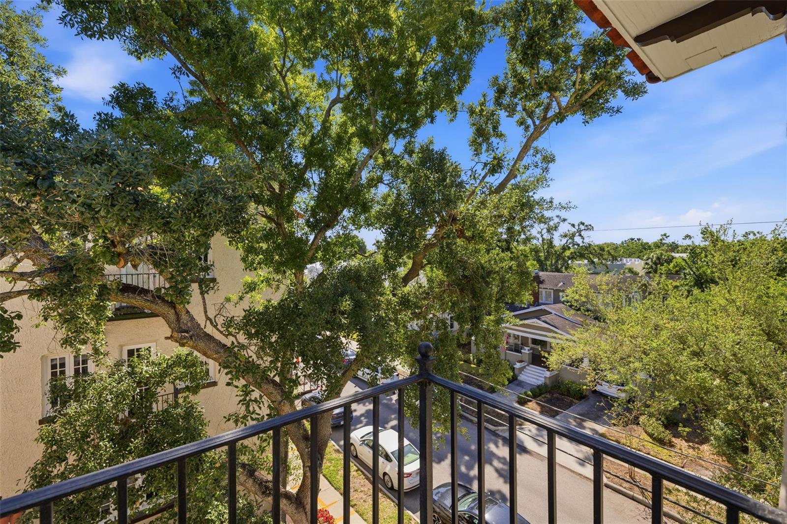 MELROSE LANDING CONDO - Residential Lease