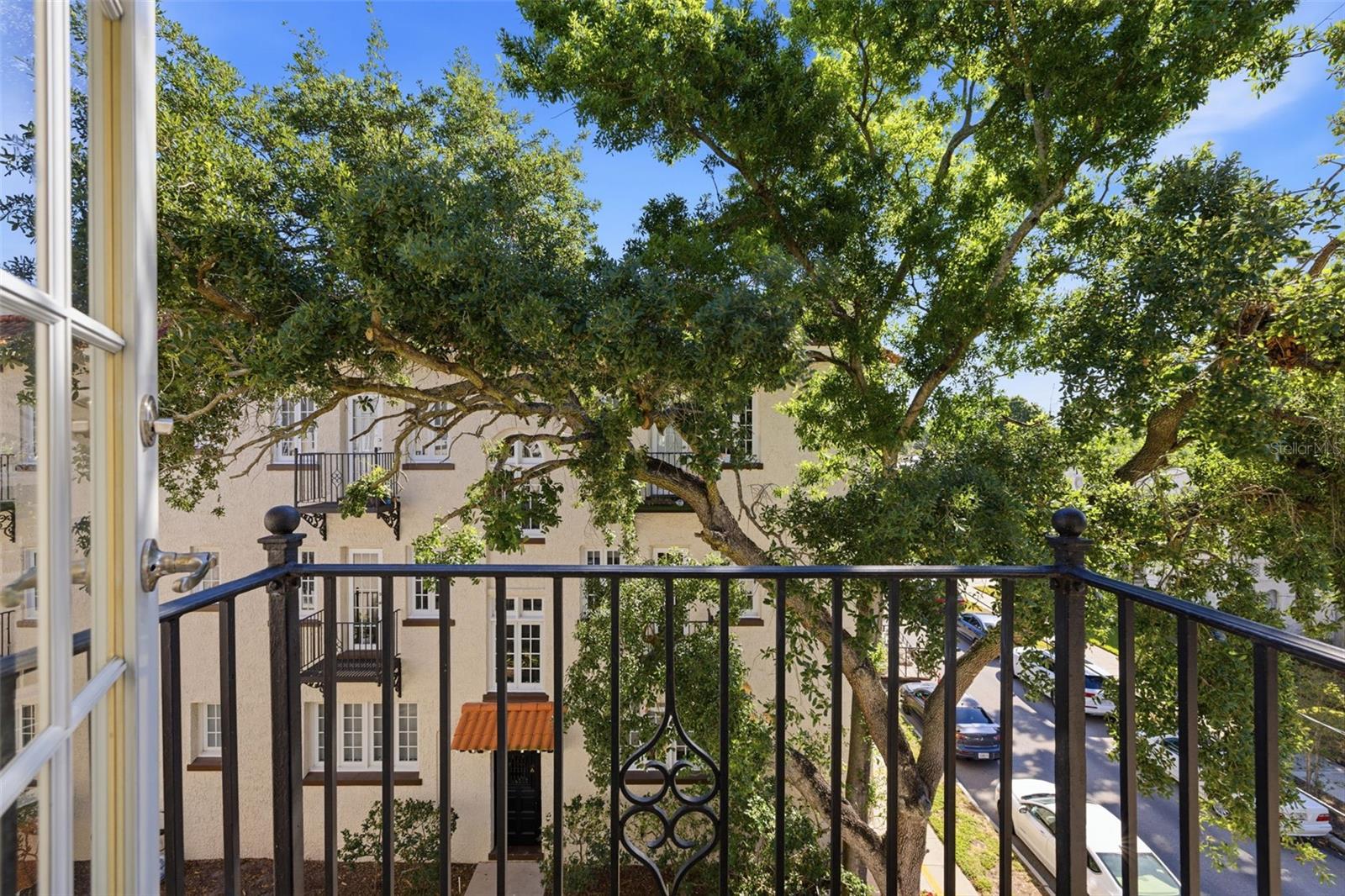 MELROSE LANDING CONDO - Residential Lease