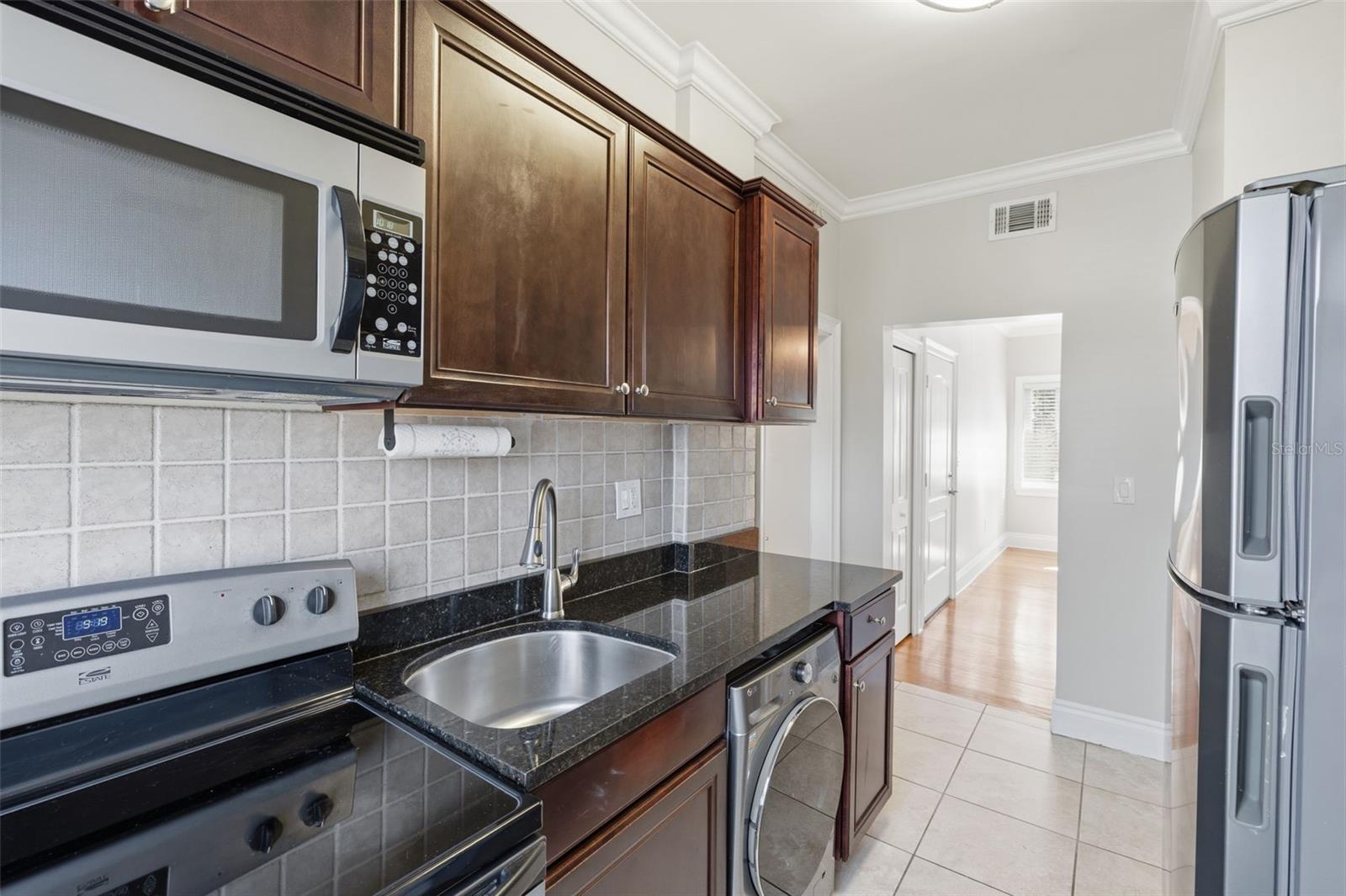 MELROSE LANDING CONDO - Residential Lease