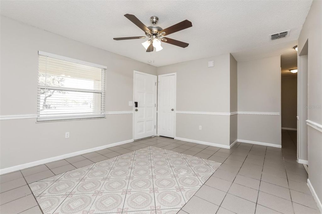 Photo of 7000 Watseka Avenue, Orlando, FL 32818 (MLS # O6364086)