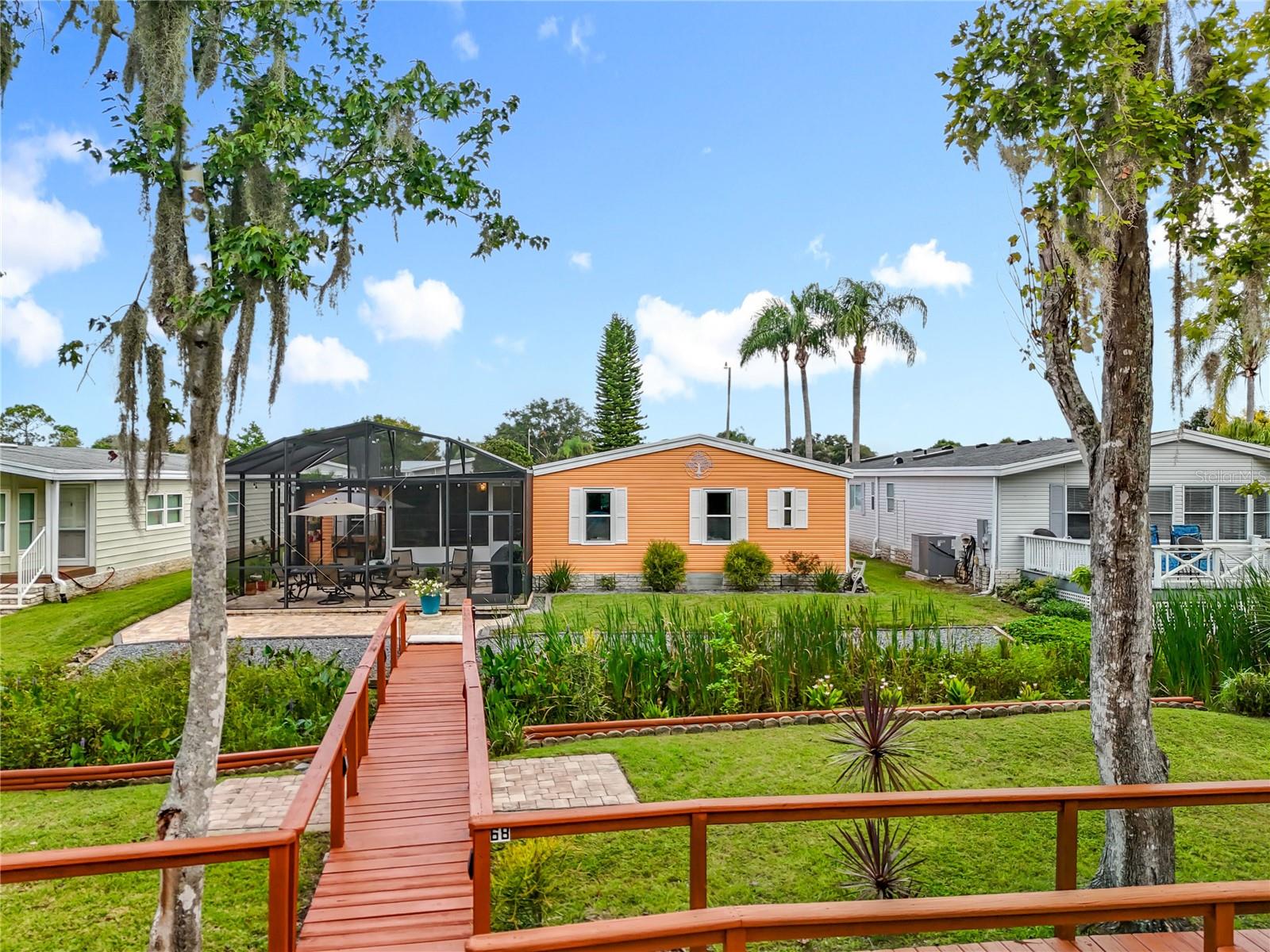 TAVARES FOX RUN MOBILE HOME - Residential