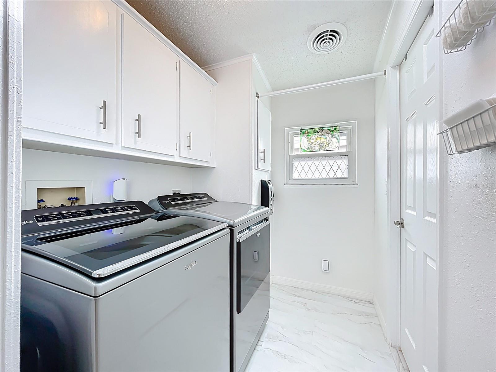 TAVARES FOX RUN MOBILE HOME - Residential