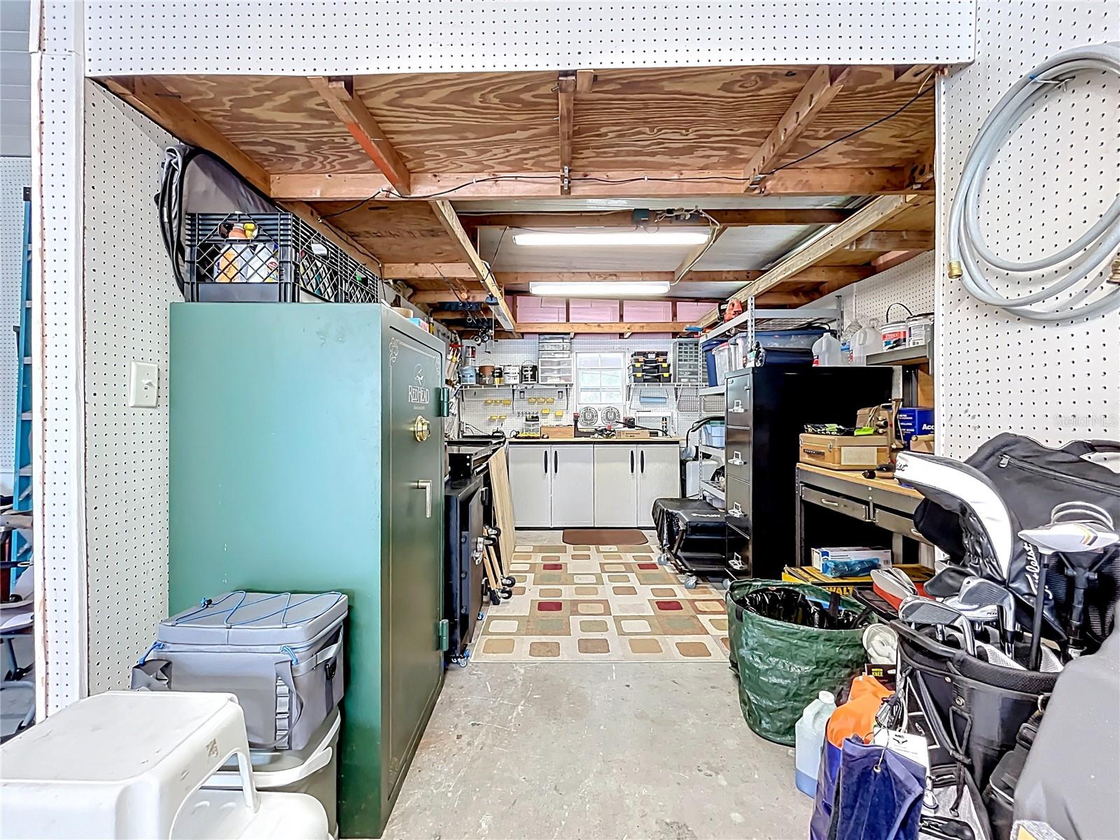 TAVARES FOX RUN MOBILE HOME - Residential