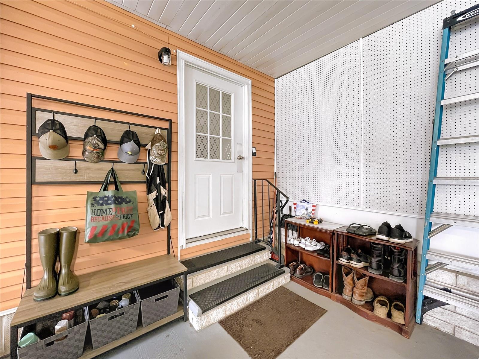 TAVARES FOX RUN MOBILE HOME - Residential
