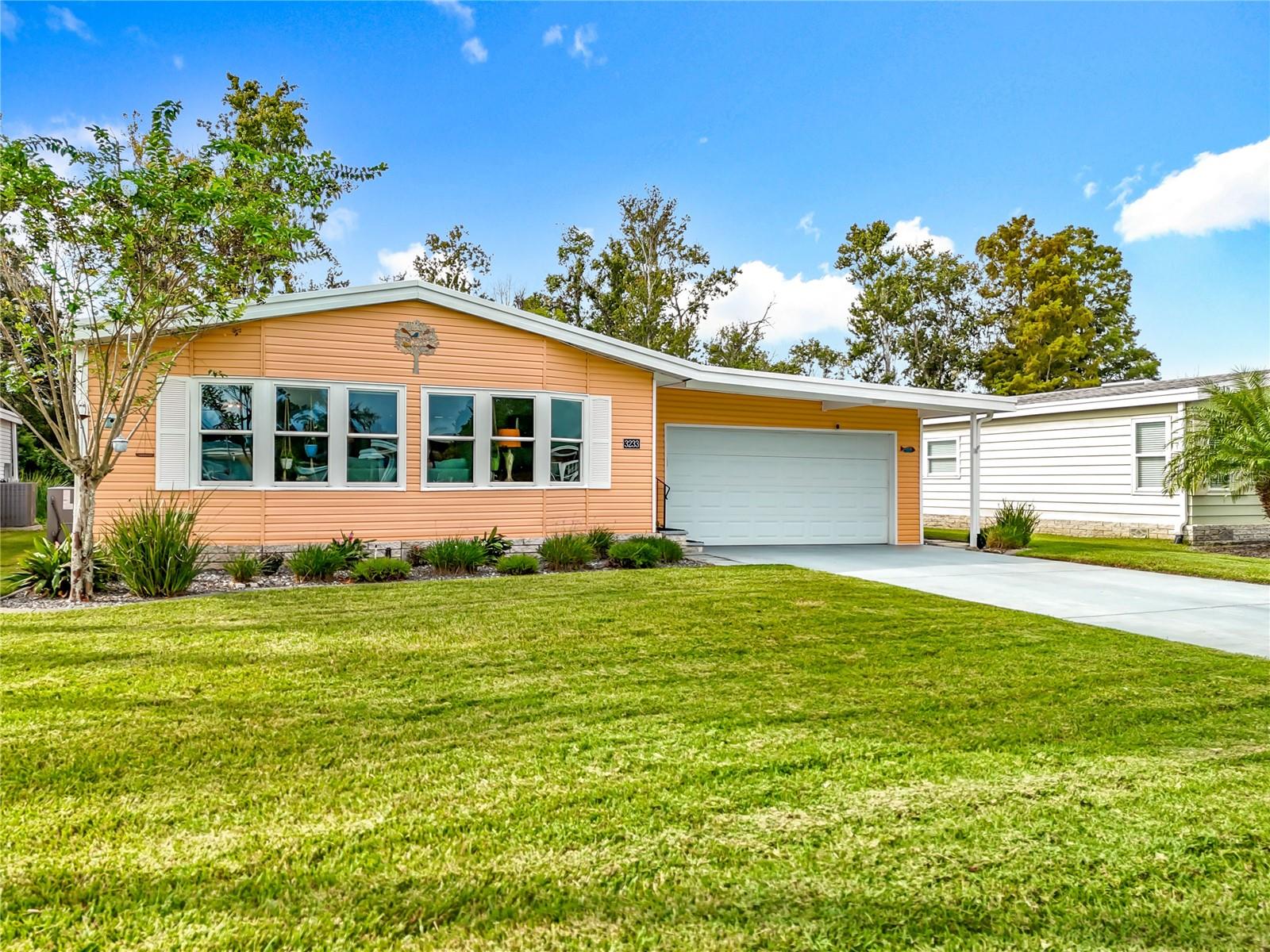 TAVARES FOX RUN MOBILE HOME - Residential