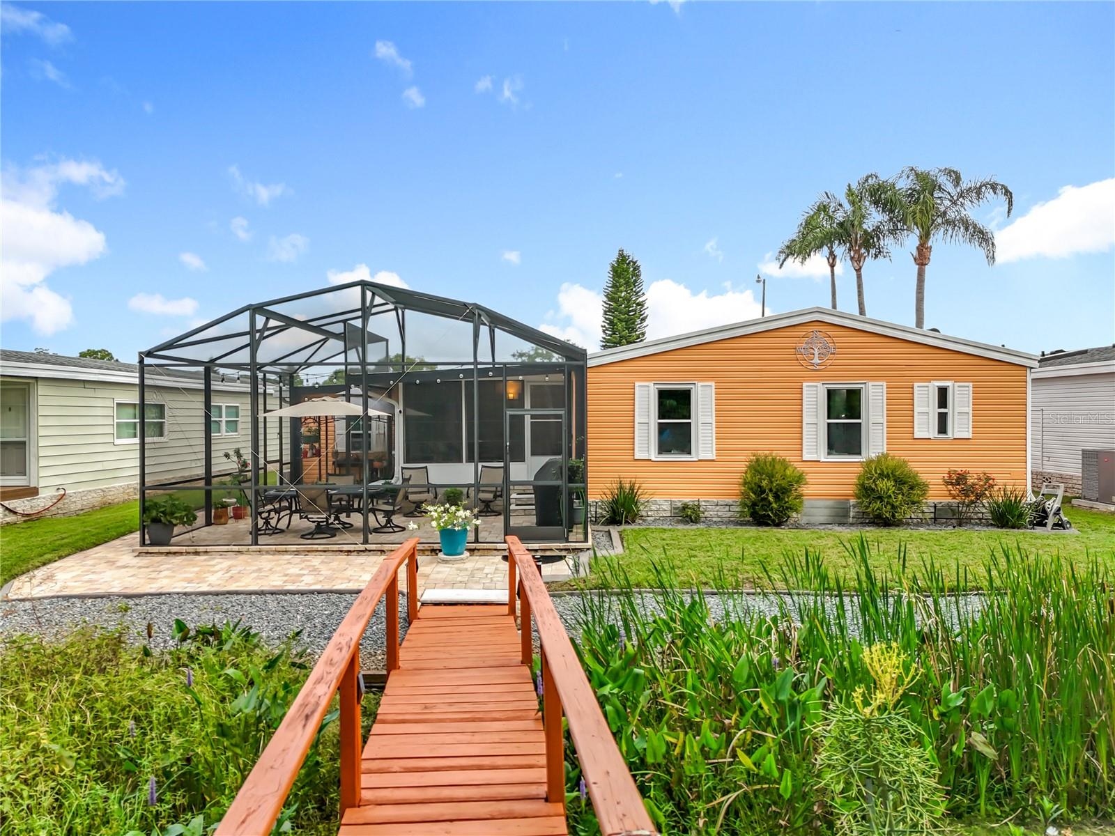 TAVARES FOX RUN MOBILE HOME - Residential