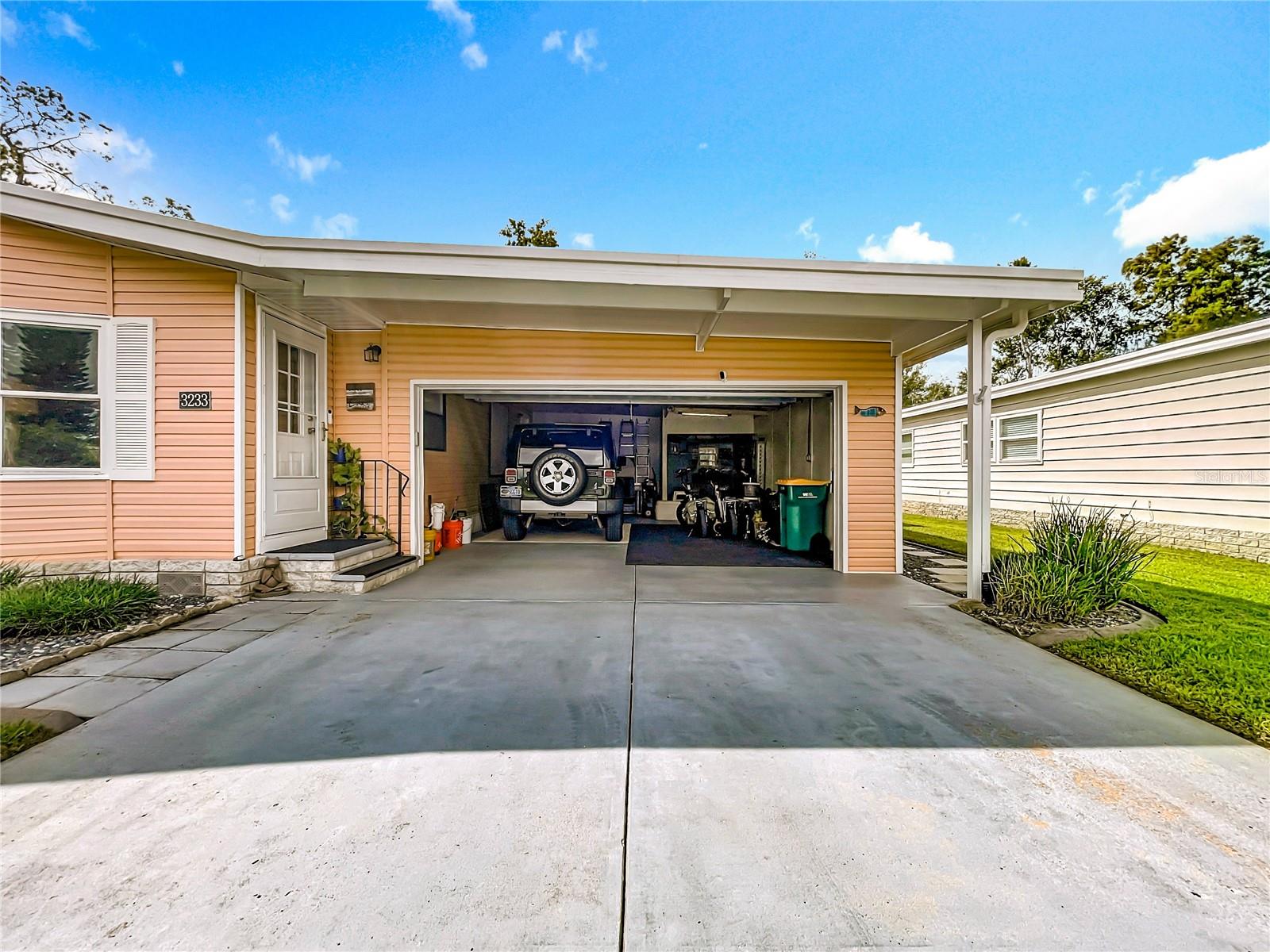 TAVARES FOX RUN MOBILE HOME - Residential