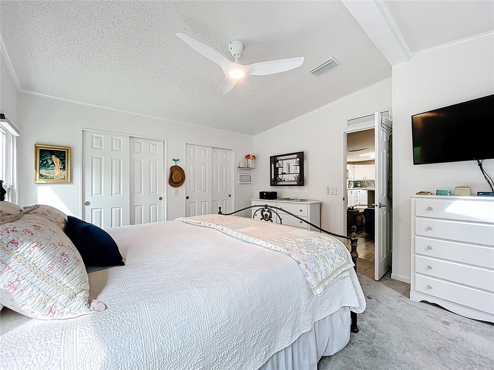 TAVARES FOX RUN MOBILE HOME - Residential
