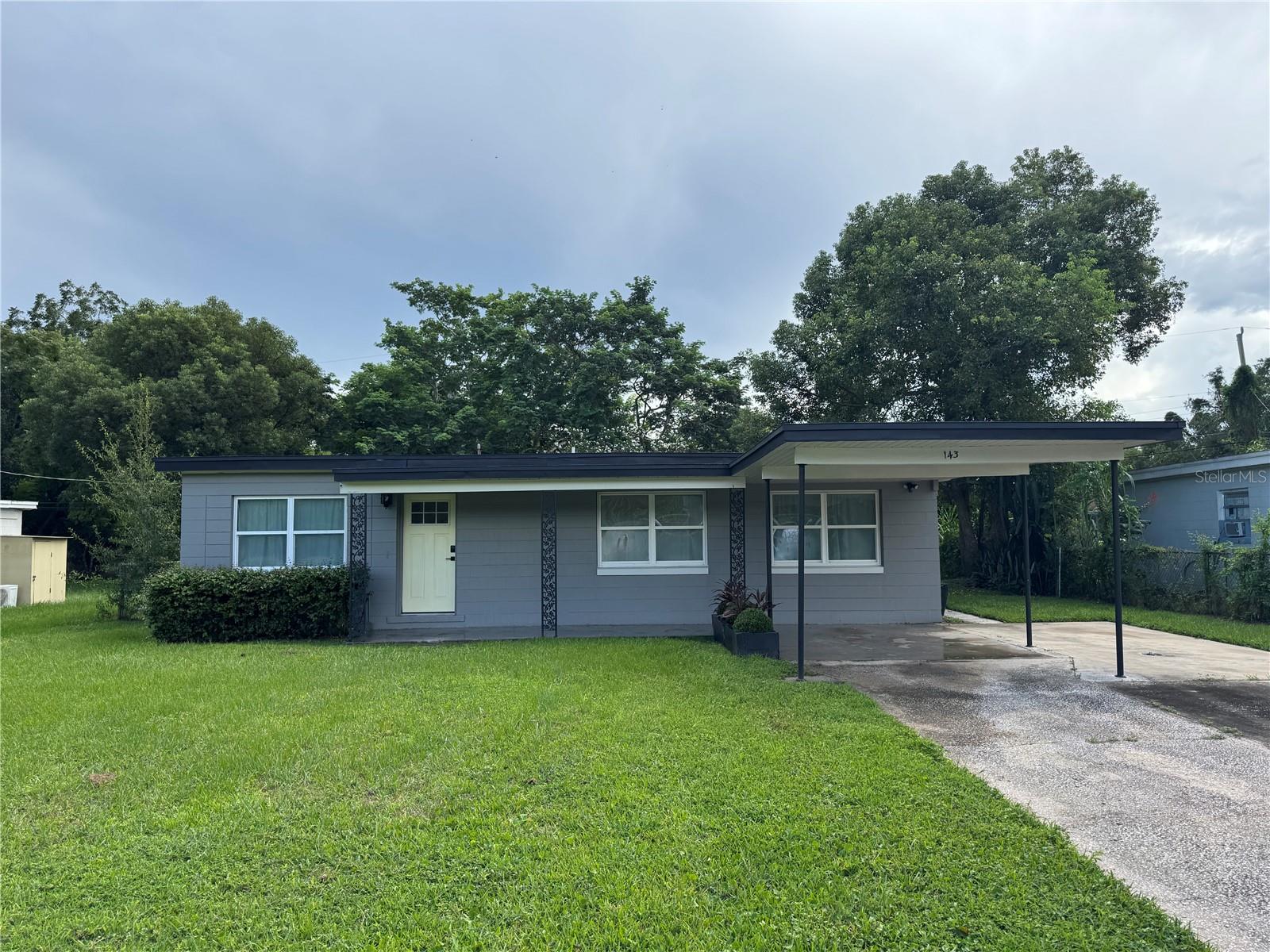 143 COUNTRY CLUB CIRCLE