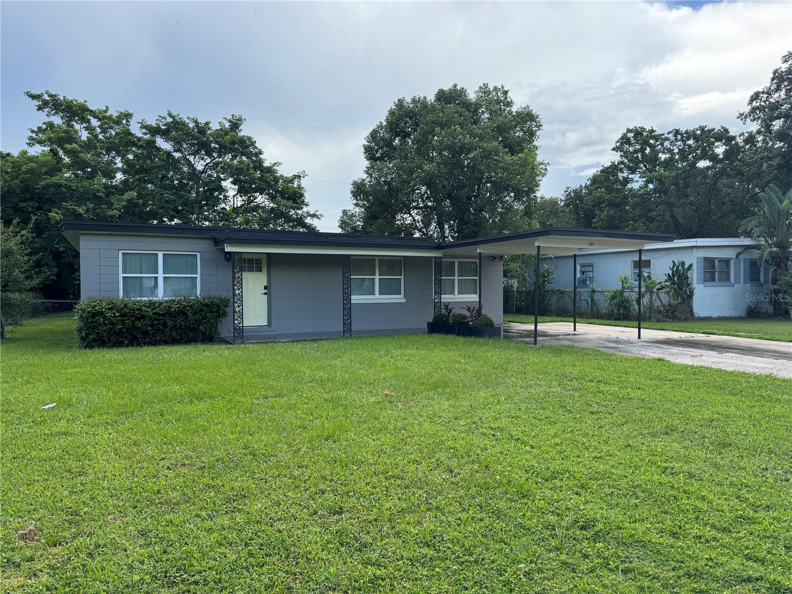 143 COUNTRY CLUB CIRCLE