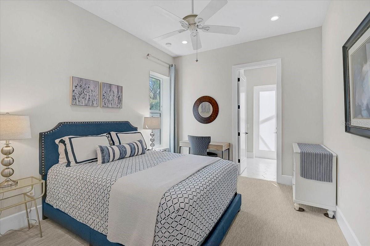 MISSION VLY ESTATES SEC A - Residential