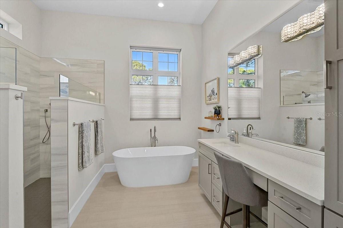 MISSION VLY ESTATES SEC A - Residential