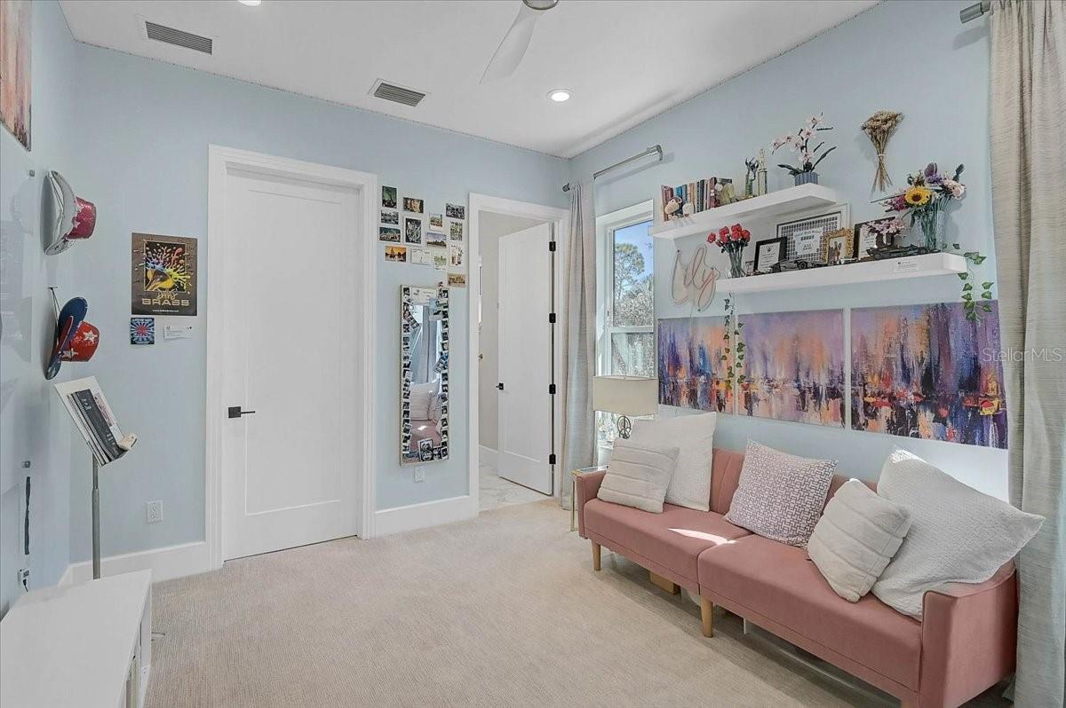 MISSION VLY ESTATES SEC A - Residential