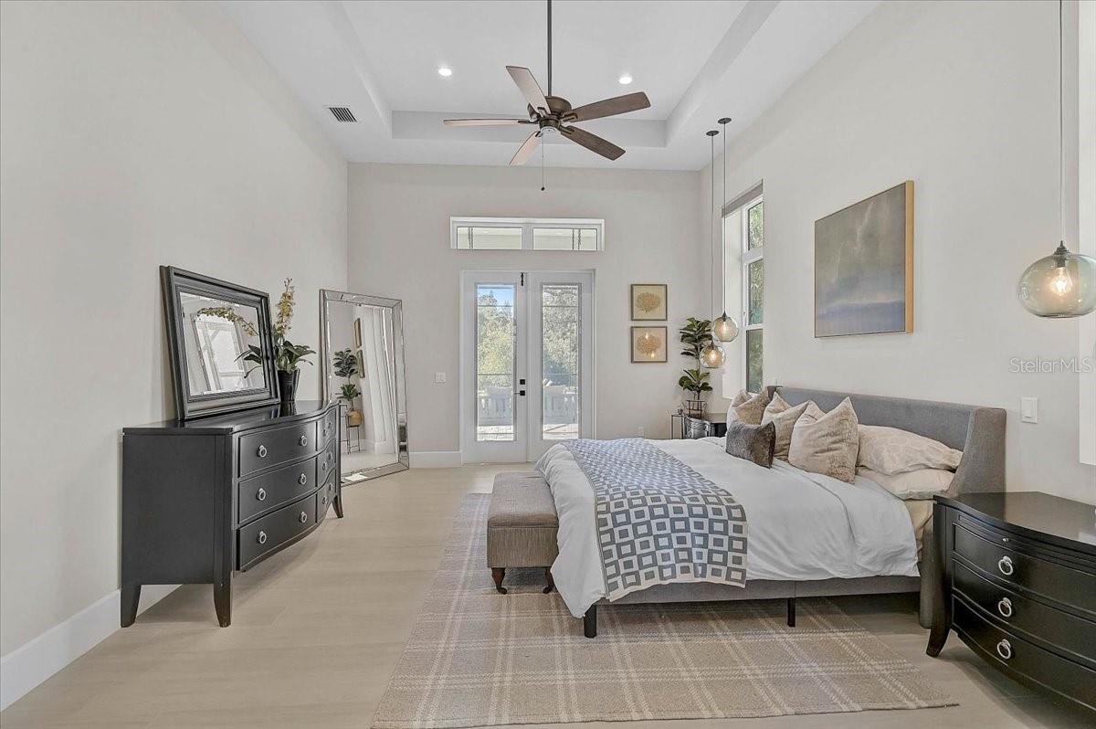 MISSION VLY ESTATES SEC A - Residential