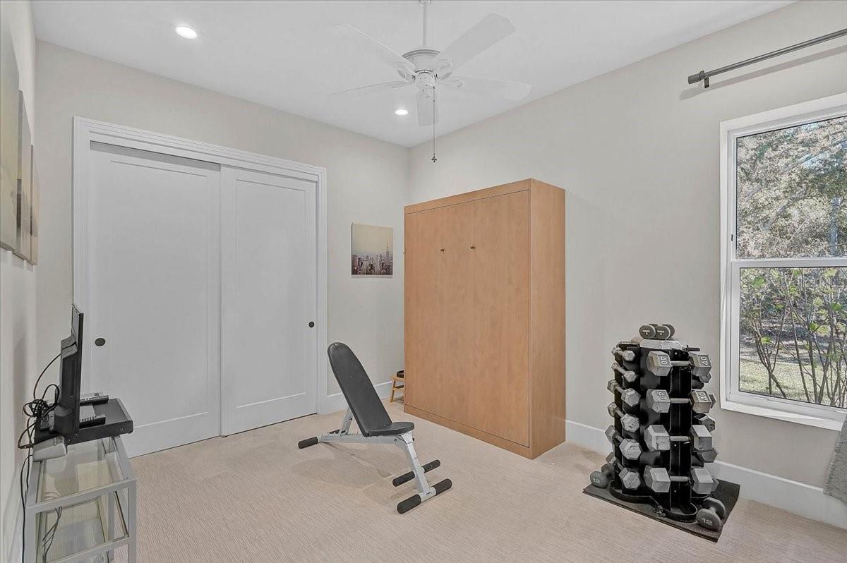 MISSION VLY ESTATES SEC A - Residential