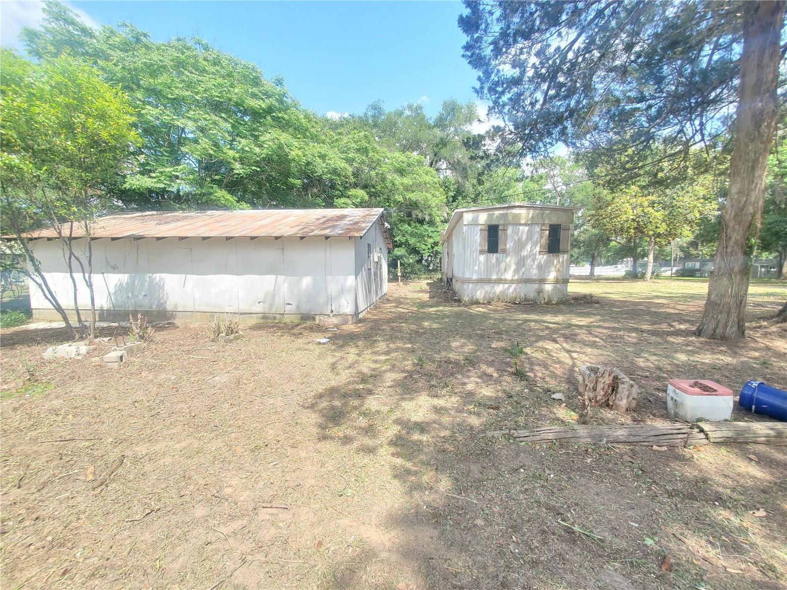 TOWN/BELLEVIEW - Residential