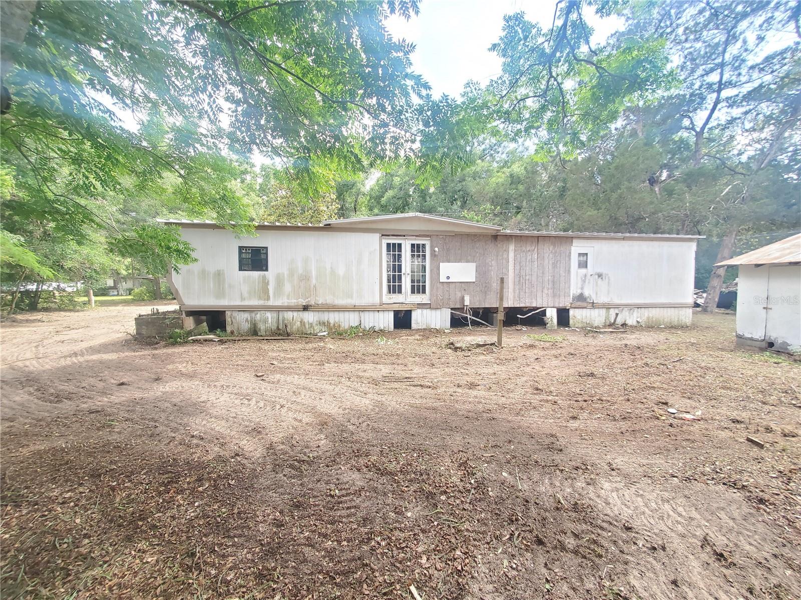 TOWN/BELLEVIEW - Residential