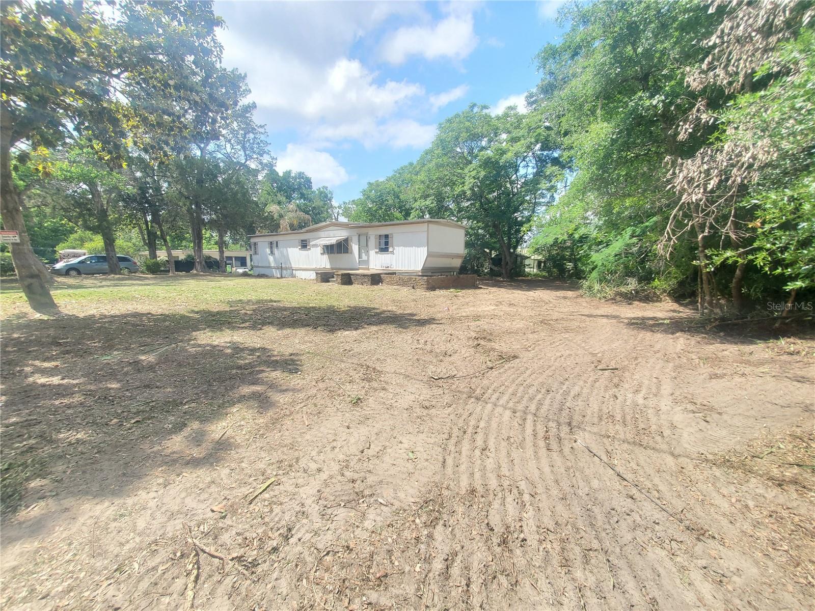 TOWN/BELLEVIEW - Residential