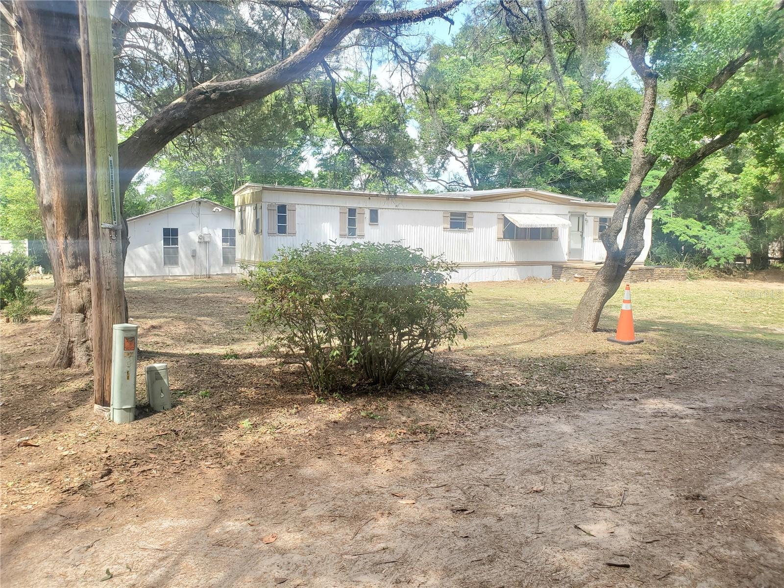 TOWN/BELLEVIEW - Residential