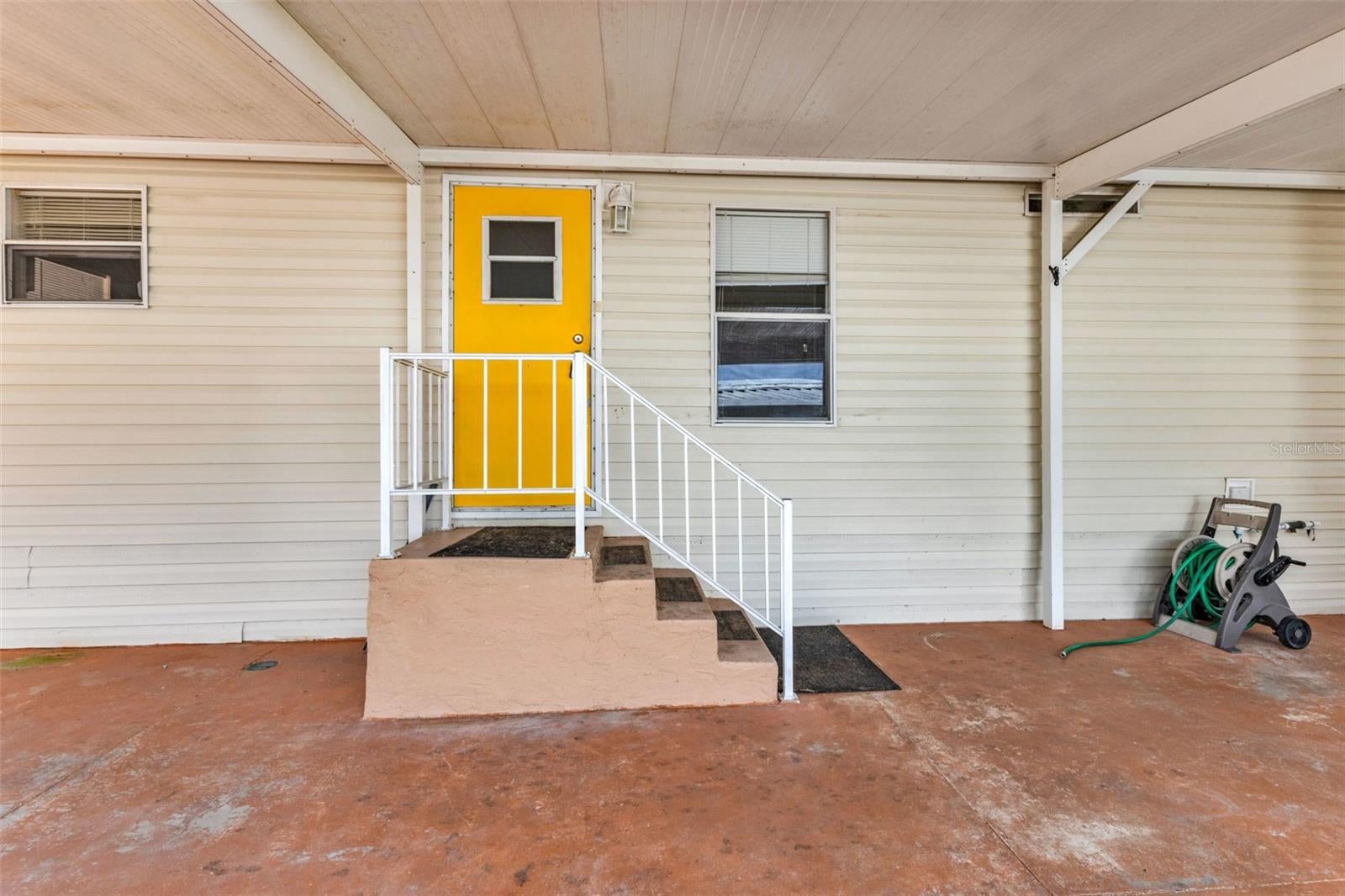1000 KINGS HIGHWAY 18, PORT CHARLOTTE, FL, 33980 3 1000 KINGS HIGHWAY 18