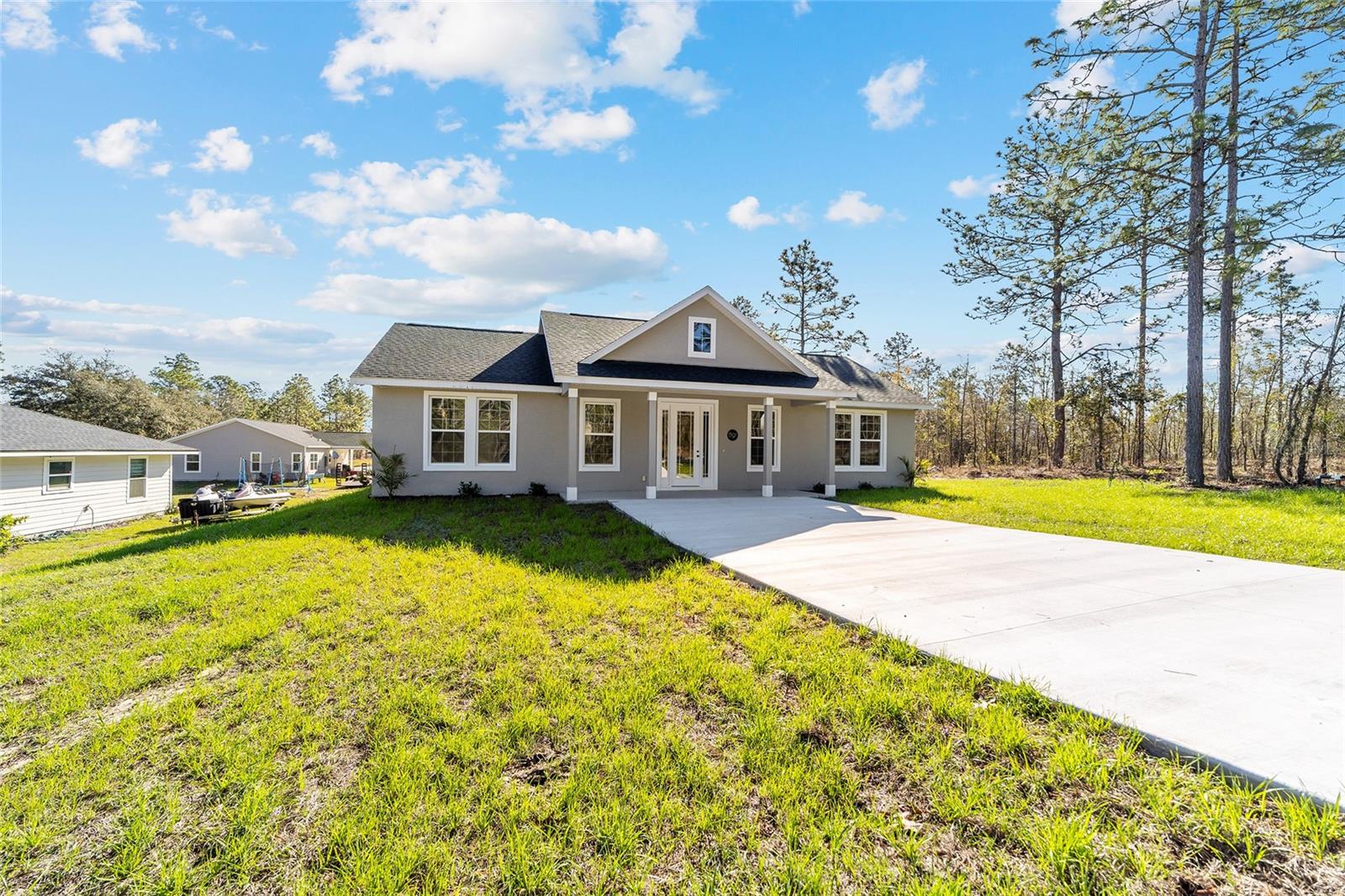 WILLISTON HYLNDS GOLF & C CLUB ESTATE - Residential Lease