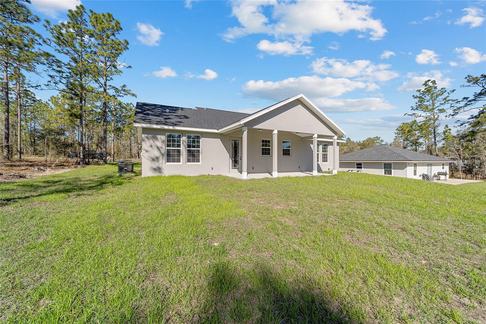 WILLISTON HYLNDS GOLF & C CLUB ESTATE - Residential Lease