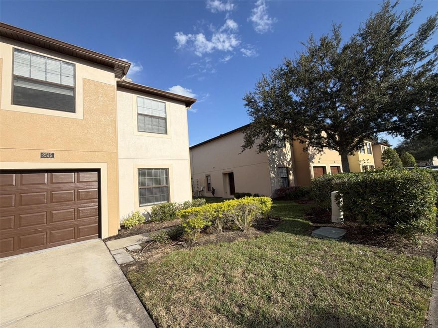 End Unit comes with extra windows. NO CARPET. Edgewater Townhome 3 bedroom 2.5 bath and is the largest floor plan available in the
community. This property is across from the swimming pool and offers great space with 1,665 sq ft of air conditioned space with the Living
Room, Dining Room and Kitchen downstairs and all Bedrooms upstairs. The Master Bedroom is spacious and has an oversized closet, the
secondary bedrooms are great for guests, family or to use as an office. The covered, screened lanai is spacious and includes an outdoor storage
room. If you're looking for a great townhome in an excellent location, this is it! Edgewater is a gated community with a Community Pool and is
conveniently located close to Westfield Shopping Mall, additional shopping, banking and restaurants galore, close to I-75 and the Crosstown
Expressway. Convenient commute to MacDill AFB, downtown Tampa, the beaches, and more!