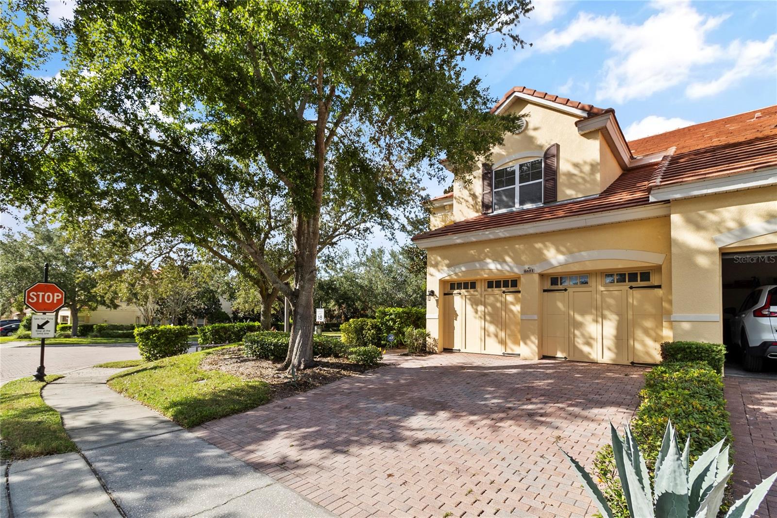 6881 PIAZZA STREET