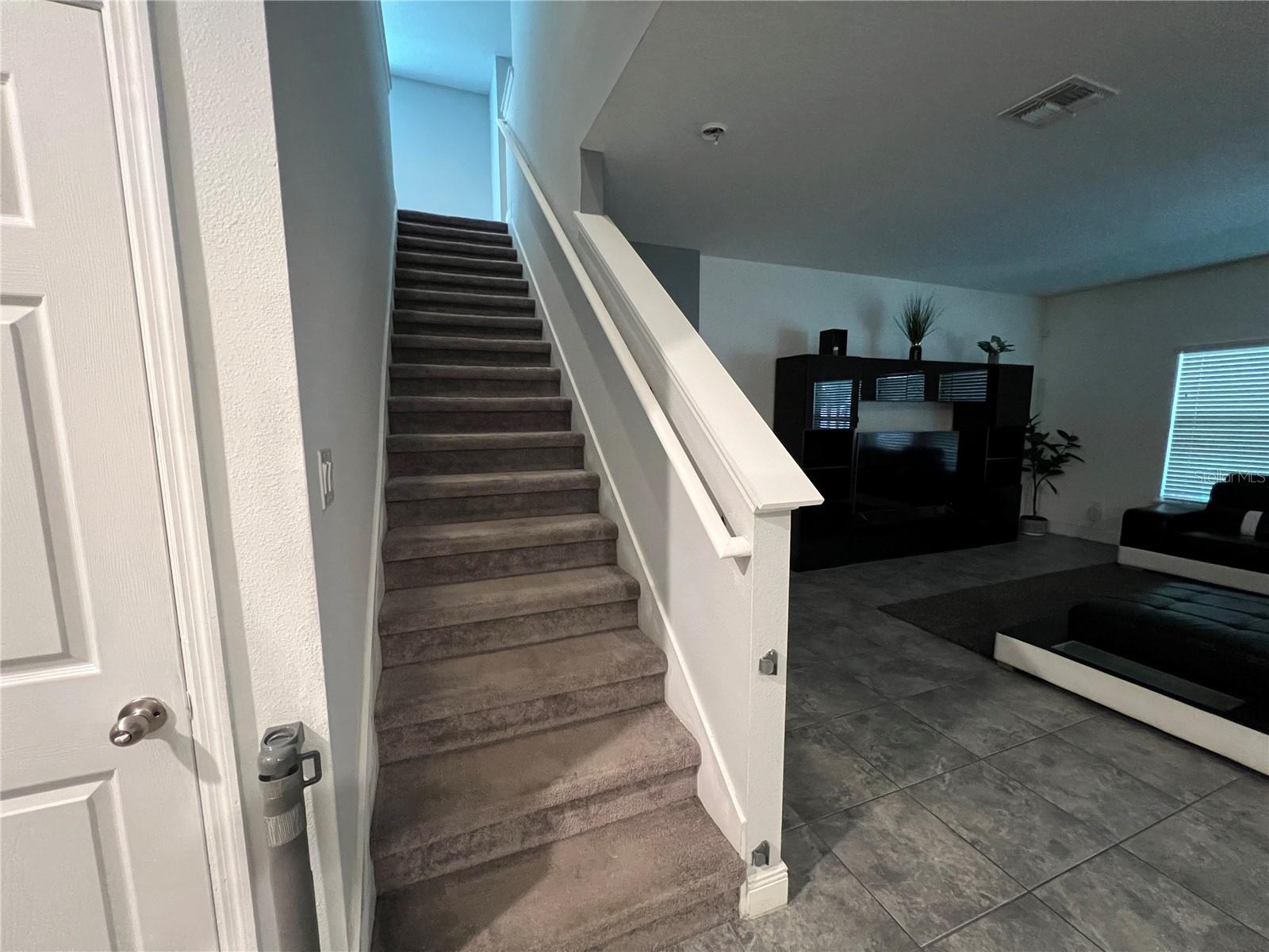 NOVA GROVE - Residential Lease