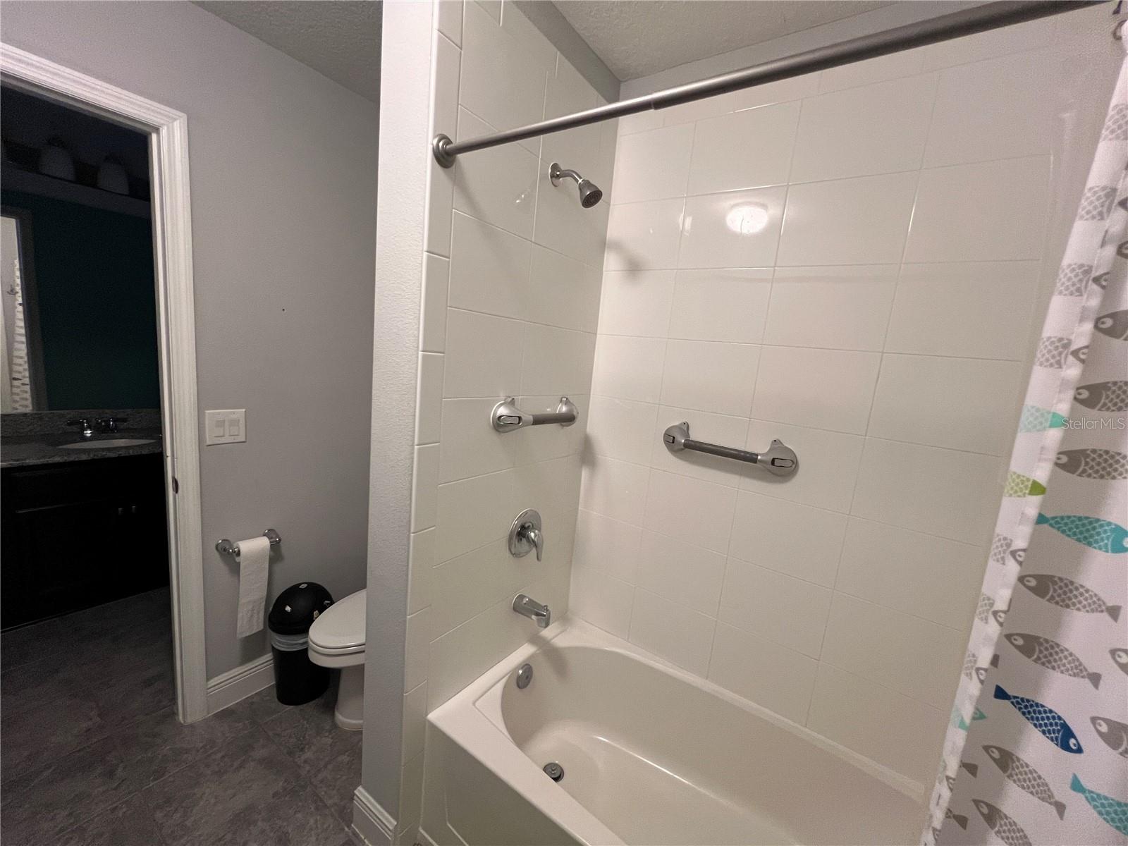 NOVA GROVE - Residential Lease