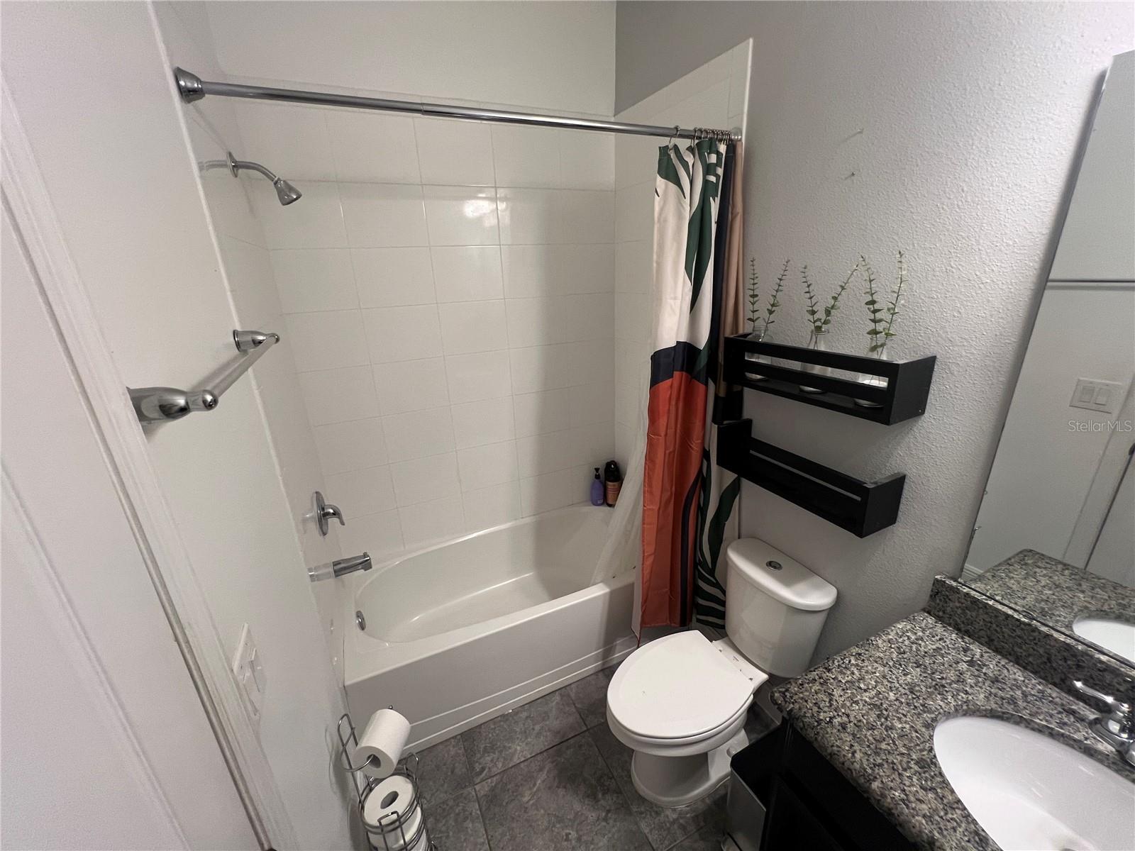 NOVA GROVE - Residential Lease