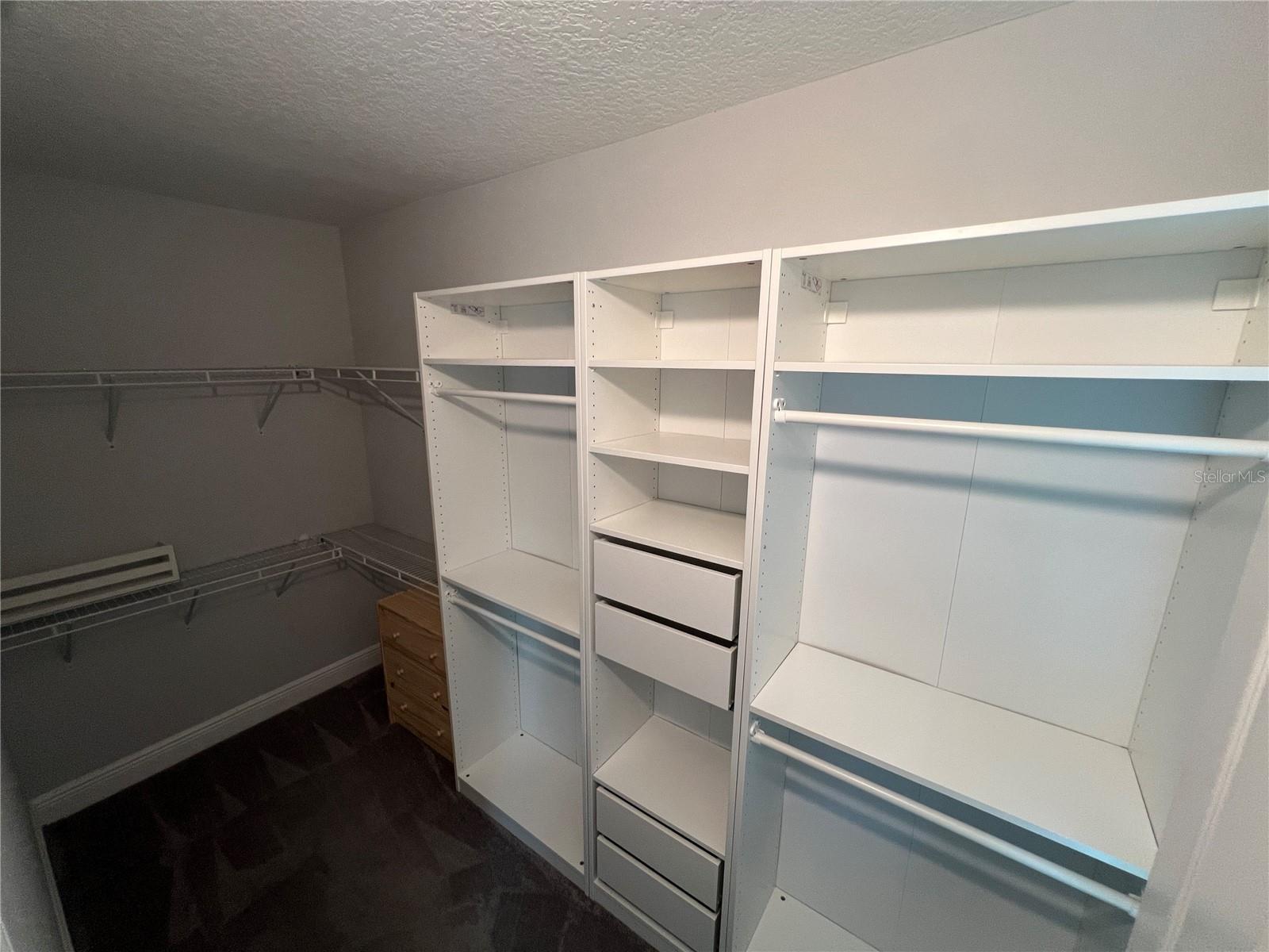 NOVA GROVE - Residential Lease