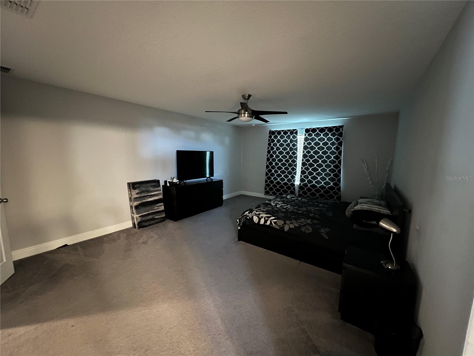 NOVA GROVE - Residential Lease